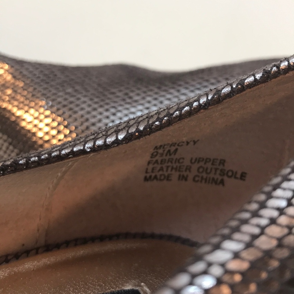 Steve Madden Metallic Gray Platform Heels Size 9.5 - Picture 8 of 8